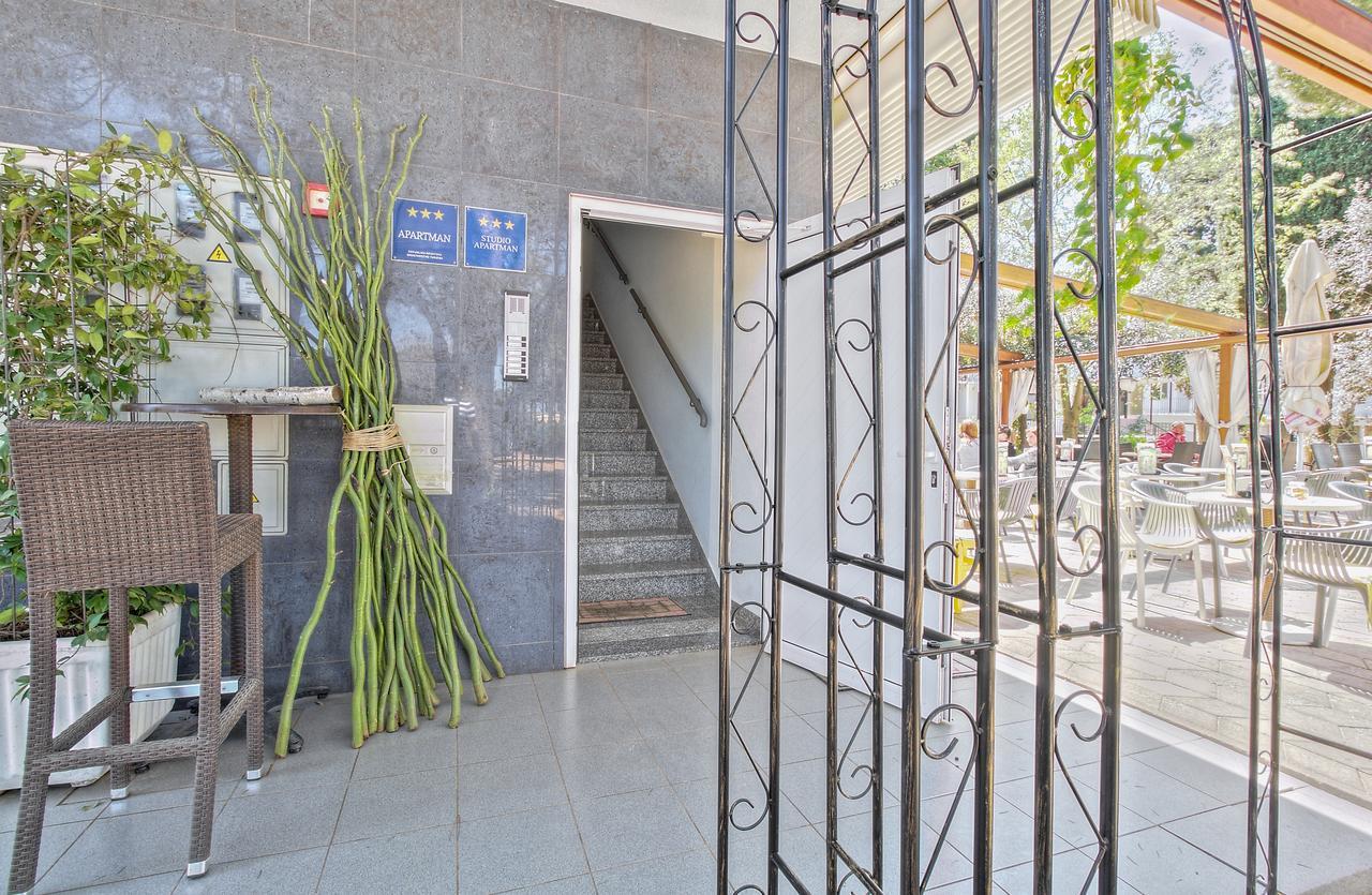 Apartments Punta By Sea Umago Exterior foto